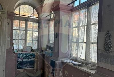 Casă cu 3 camere cu Teren 350 Mp în Centrul Istoric - 1