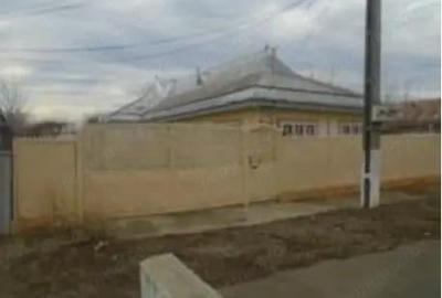 Casă cu 4 camere cu Teren 5917 Mp în Ivești - 3