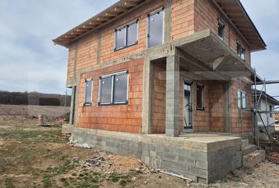 Vila noua de vanzare la intrare in Corunca - 15