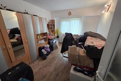 Apartament 4 camere --E3 -(MEDUZEI ) etajul 3 - 6