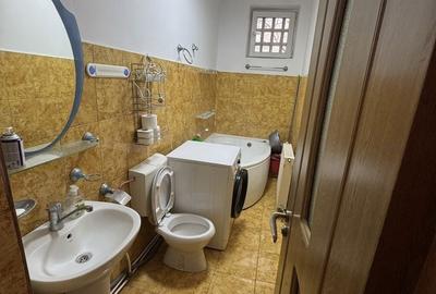 Apartament cu 2 camere decomandat în Bârlad - 4