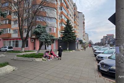 Spațiu comercial, de 190 mp, în Central - 1