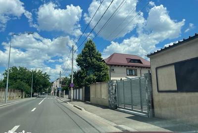 Teren de 1353 mp, în Apărătorii Patriei