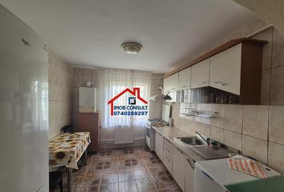 2 camere spatioase pe Banca Nationala / Cod CE 995 - 6