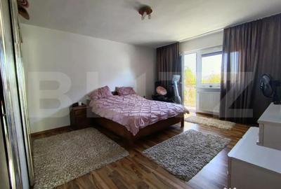 Casă cu 3 camere cu Teren 300 Mp în Central - 1