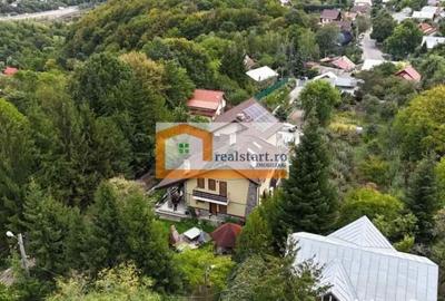 Casă cu 7 camere cu Teren 1800 Mp în Est - 3