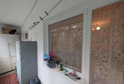 Miron Costin 3 camere semidecomandate - 58mp , etaj 3 - 3