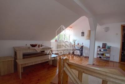 Casa cu 4 camere in zona Fratelia, teren de 1097 mp - 2