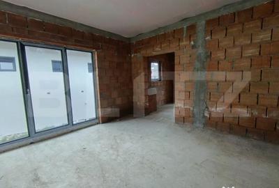 Casă cu 3 camere cu Teren 500 Mp în Central