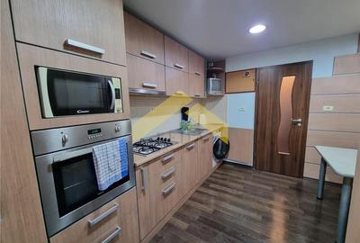 Apartament cu 3 camere decomandat, mobilat în Aradul Nou - 2