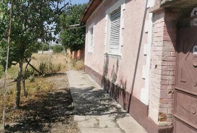 Casă cu Teren 1317 Mp în Central