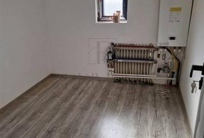 Casă individuală cu 4 camere cu Teren 400 Mp în Sânmihaiu Român