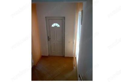 Casă cu 4 camere cu Teren 100 Mp în Moșilor - 4