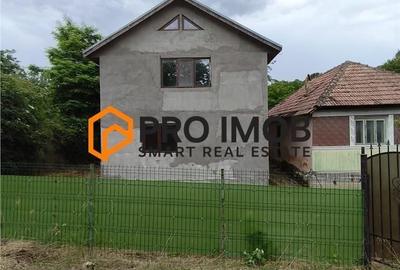Casă cu 2 camere decomandat în Cocârceni