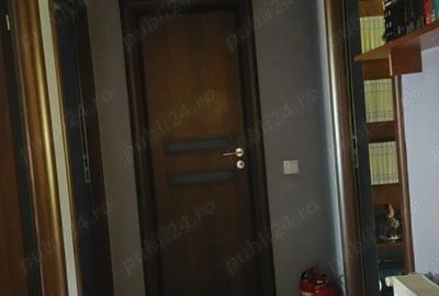 Vand Casa P+E+Pod , Bragadiru - 9