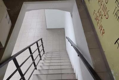 Spațiu comercial, de 50 mp, în Traian - 3