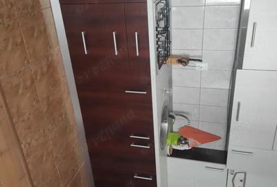 Casă cu 6 camere în Central - 18