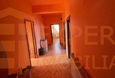 VILA cu spatii comerciale situata in zona CUMPANA - 10