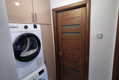 Apartament cu 2 camere semidecomandat, mobilat în City Park Mall - 12