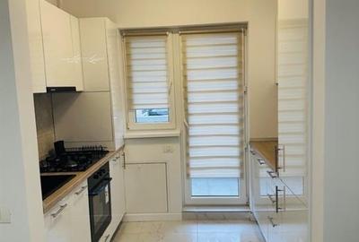 Închiriere apartament 2 camere, complet mobilat+piscină în complex, 7 min metrou - 7