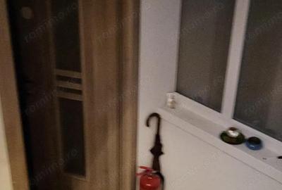 Se inchiriaza gars la parterul unei case, metrou N. Grigorescu 5 min, afacere - 3