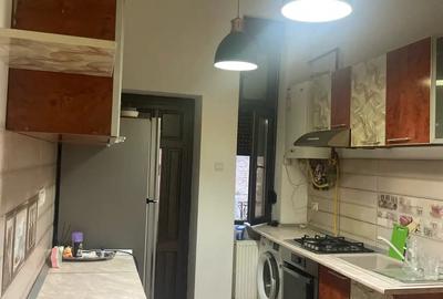 Vand apartament , 3 camere , etaj 1, ultracentral - 8