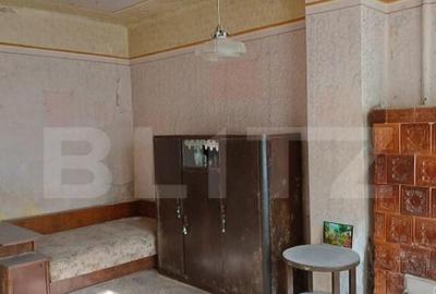 Casa zona centrala Dej,curte comuna, 31mp - 3