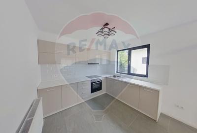 Casă individuală cu 4 camere cu Canalizare în Nord-Est - 3