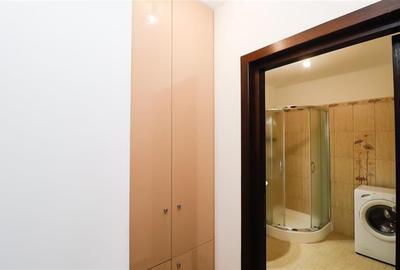 Decomandat,regim vila,mobilat,terasa,loc parcare,aria Coresi,Tractorul,Brasov - 21