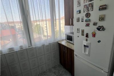 Apartament cu 2 camere decomandat în Valenta - 5