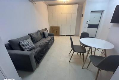 Apartament cu 2 camere în Apărătorii Patriei