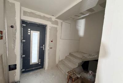 Casă cu 4 camere în Mărgineni - 2