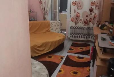Apartament cu 2 camere decomandat în Diniaș - 2