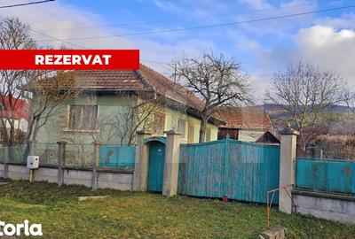 Casă cu 2 camere cu Teren 1223 Mp în Ozun - 10