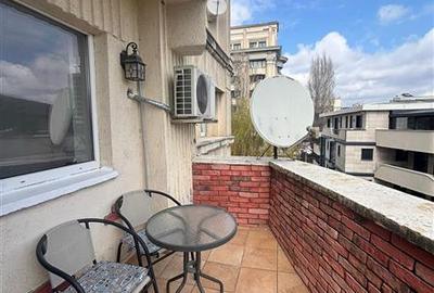 Apartament cu 3 camere semidecomandat, mobilat în Libertății - 13