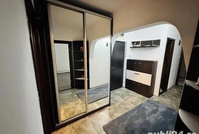 Apartament cu 3 camere decomandat în Delfinariu - 7