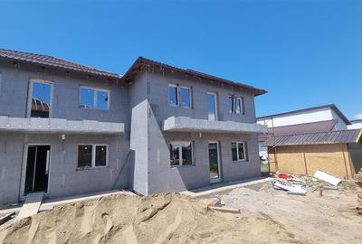 Duplex cu 4 camere cu Teren 250 Mp în Sânpetru - 5