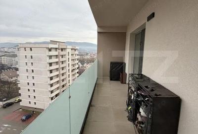 Apartament cu 3 camere semidecomandat în Central - 1