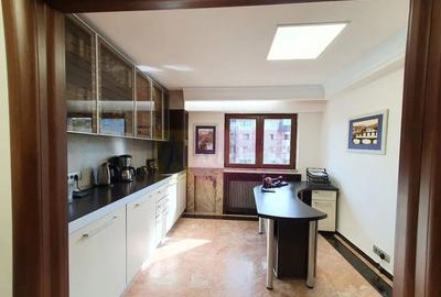 Apartament cu 3 camere decomandat în Central - 5