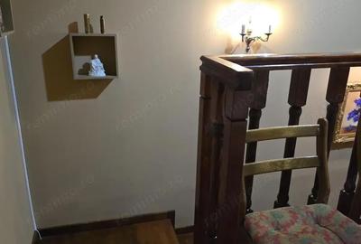 Casă cu 3 camere cu Teren 400 Mp în Sinaia - 2