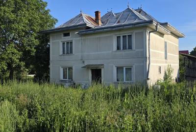 Casă cu 4 camere în Central - 8