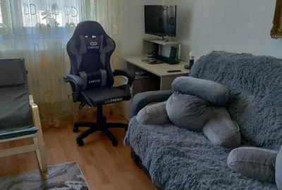 Apartament cu 3 camere decomandat în Poarta 6 - 3