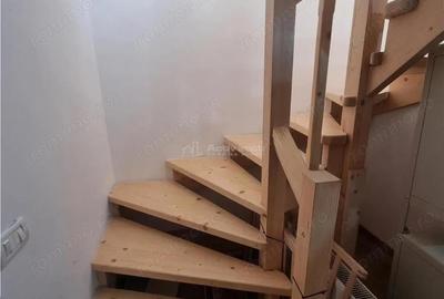 Casă cu Teren 1694 Mp în Nanov - 1