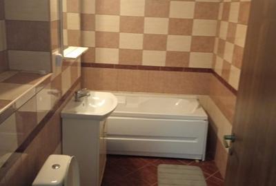 Apartament cu o camera, mobilat si utilat Intre Lacuri