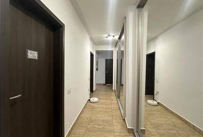 Central,  LUX Class - 4