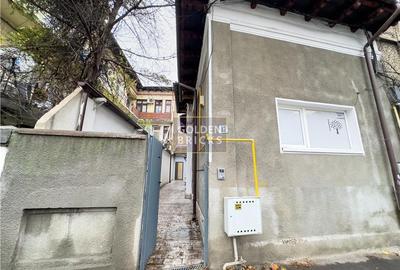 Piata Victoriei | Metrou 5 '| Casa Individuala | 4 Camere - 11