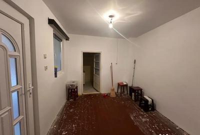 Casă cu 3 camere cu Teren 105 Mp în Central - 3