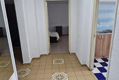 Apartament cu 3 camere decomandat în Exterior Vest - 1