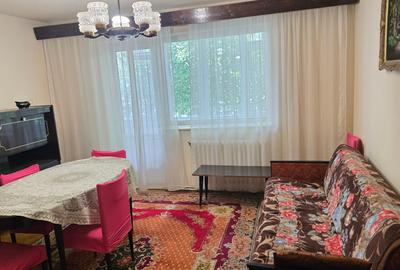 Apartament cu 3 camere decomandat în Progresul - 1