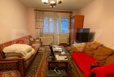 Apartament cu 2 camere semidecomandat, mobilat în Central